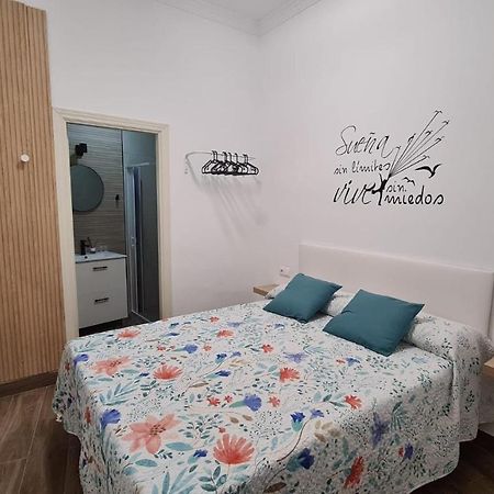 Apartamento Puente Triana Setenil De Las Bodegas Luaran gambar